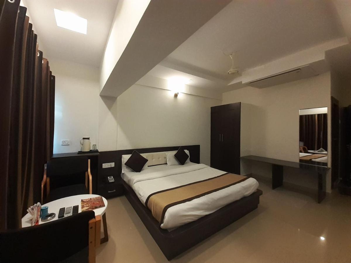Hotel Bharat Kota  Eksteriør bilde