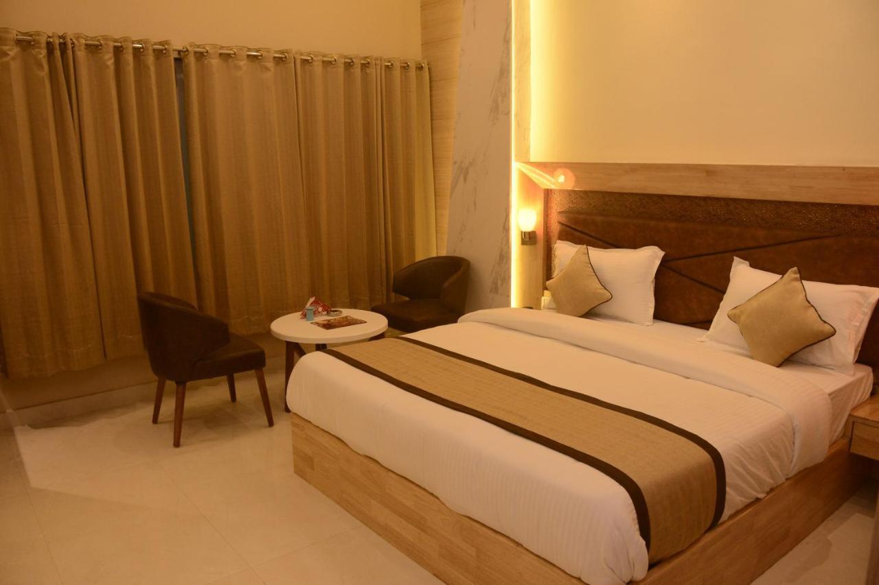 Hotel Bharat Kota  Eksteriør bilde