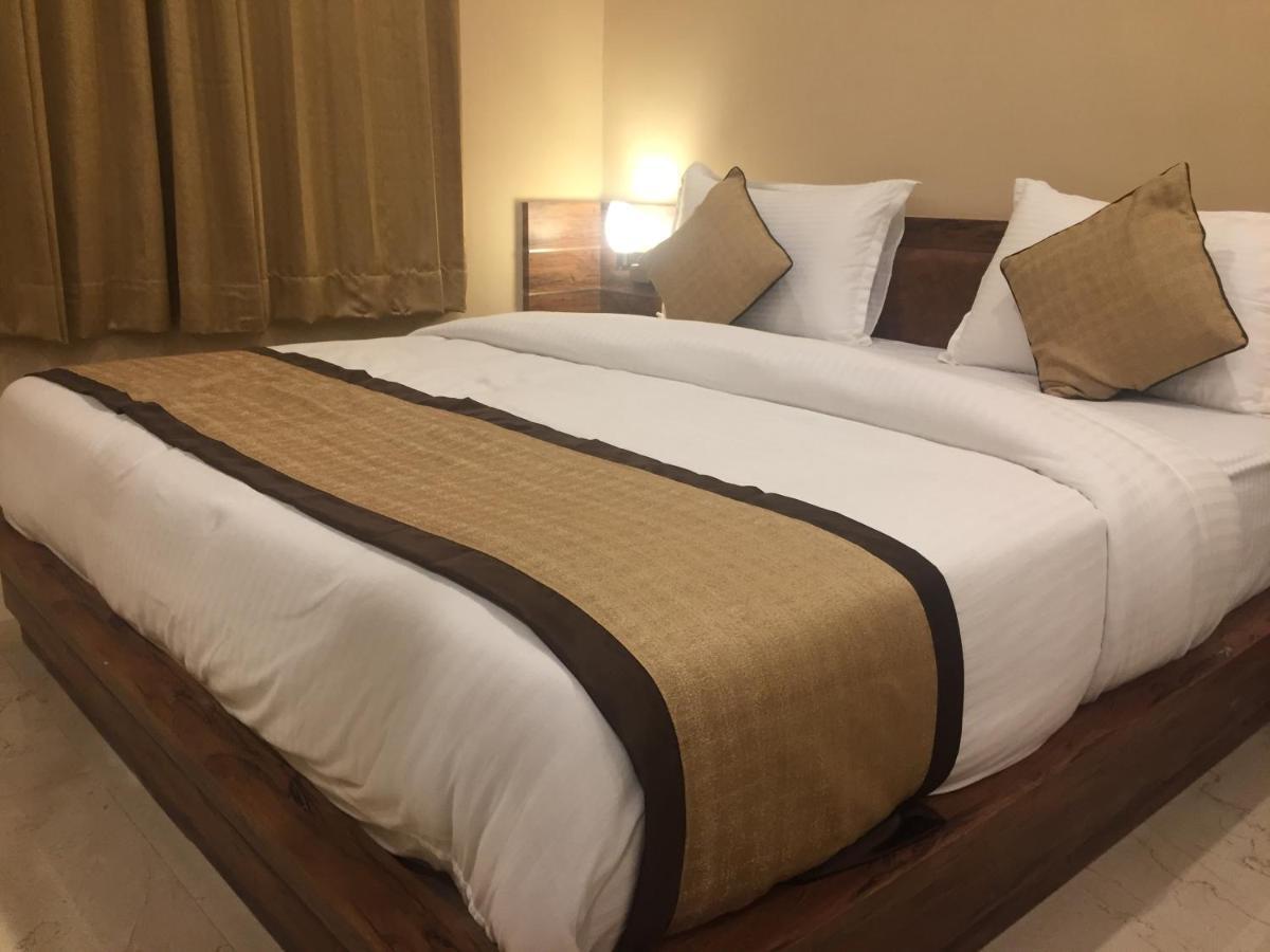 Hotel Bharat Kota  Eksteriør bilde